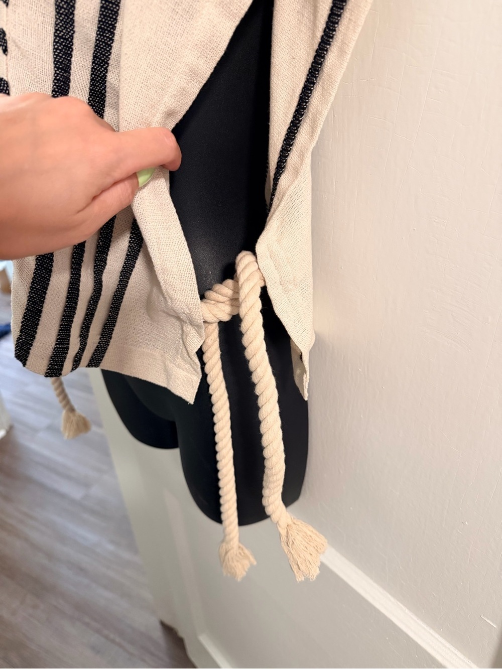 Pilcro Cream and Black Striped poncho - Picture 4 of 7